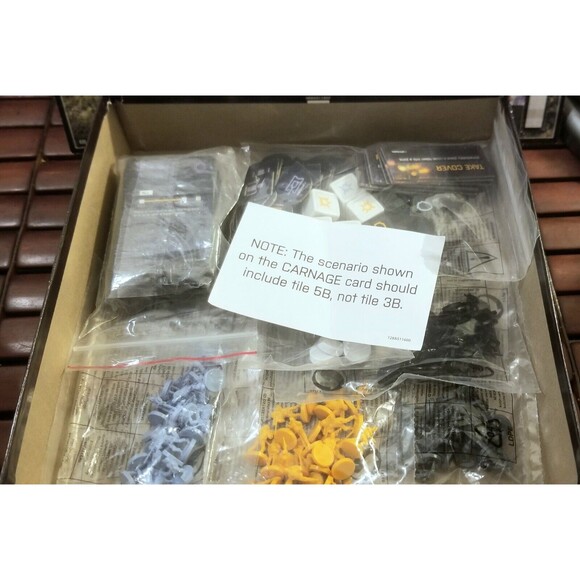 RISK: Battlefield Rogue 2013 Hasbro Strategy Board Game Complete - Picture 4 of 5